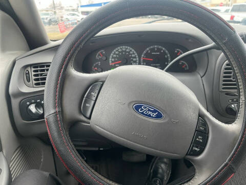 2003 Ford F-150 Lariat