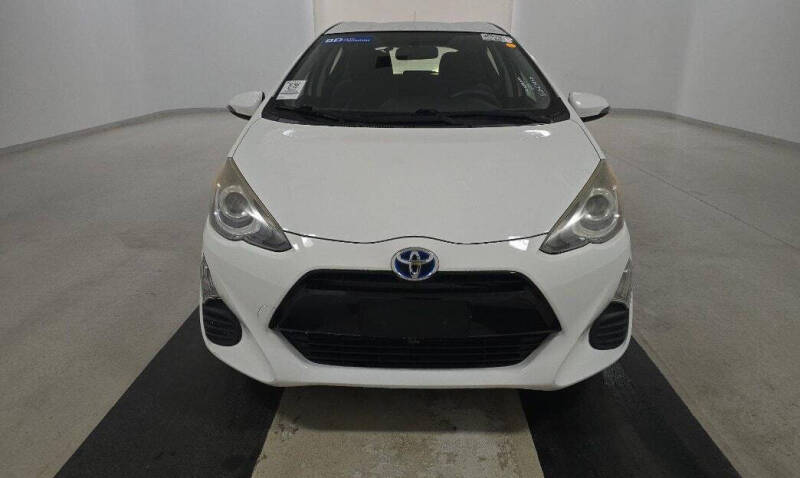 2016 Toyota Prius c Two