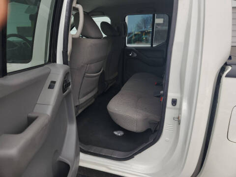 2021 Nissan Frontier SV