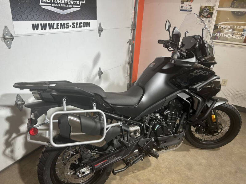 2025 CFMoto Ibex 800 E