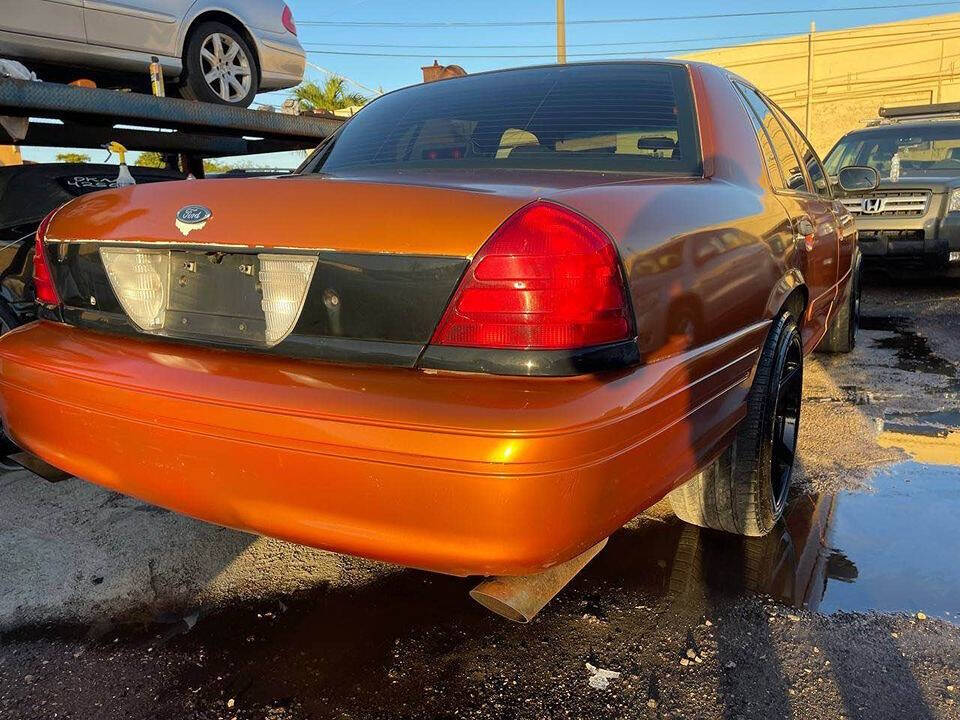 2003 Ford Crown Victoria for sale at 911 Auto, LLC. in Hollywood, FL