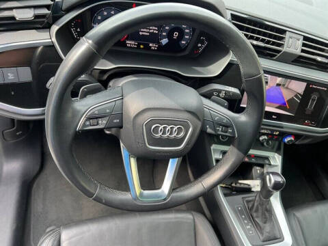 2023 Audi Q3 quattro S line Premium 45 TFSI