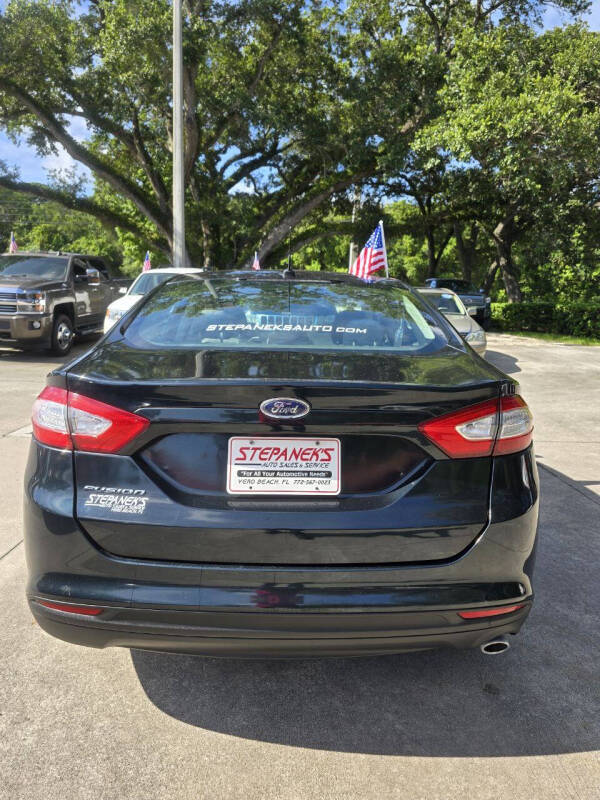 2014 Ford Fusion S