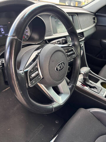 2019 Kia Optima S