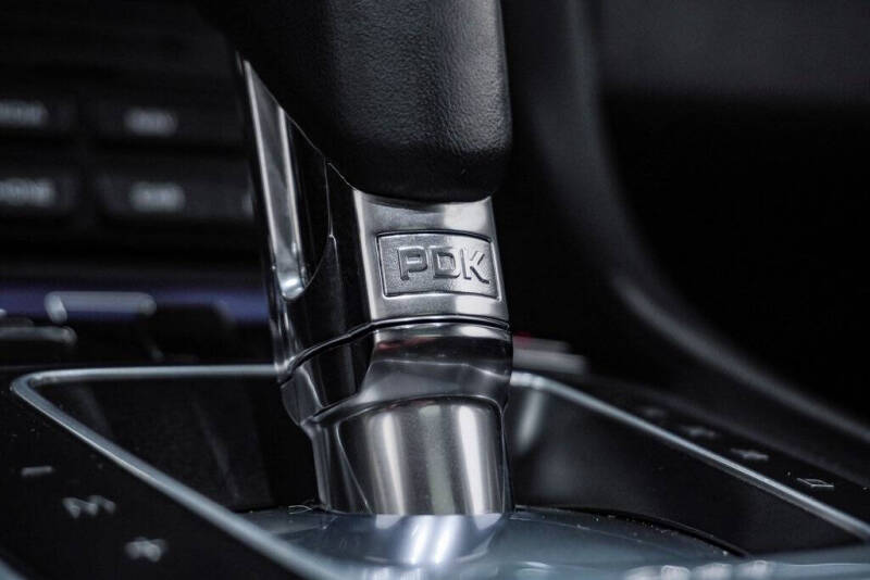 2017 Porsche 911 Carrera