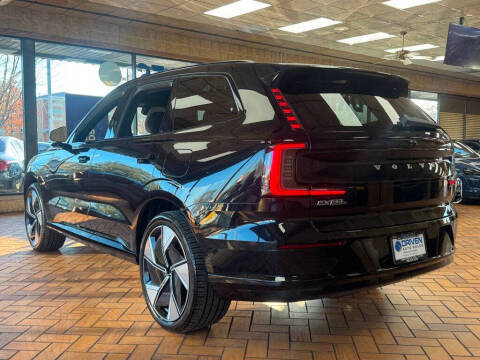 2025 Volvo EX90 Twin Plus 7P