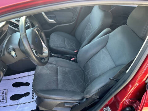 2013 Ford Fiesta SE