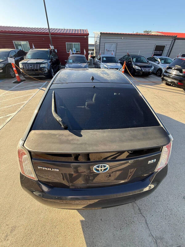 2014 Toyota Prius Two