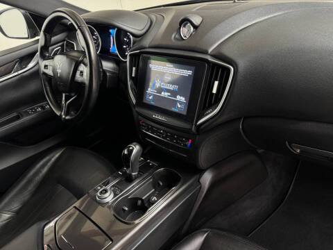 2017 Maserati Ghibli