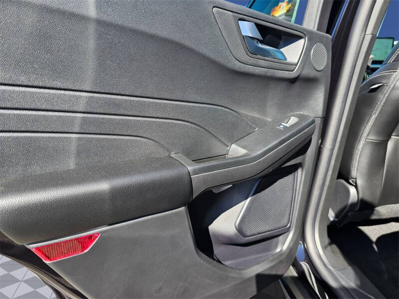 2025 Ford Escape Plug-In Hybrid PHEV