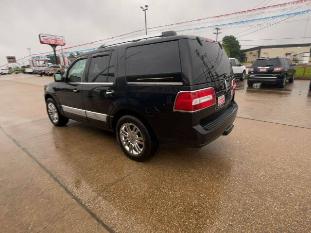 2007 Lincoln Navigator for sale at Autohouse Auto Finance in Tyler, TX