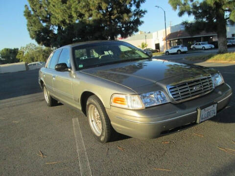 2000 Ford Crown Victoria LX