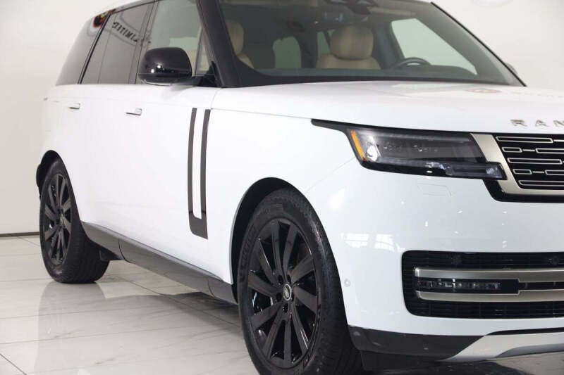 2024 Land Rover Range Rover P400 SE