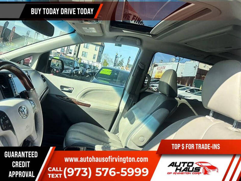 2014 Toyota Sienna