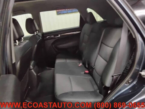 2011 Kia Sorento LX