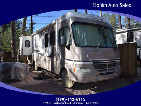 2004 Workhorse W22
