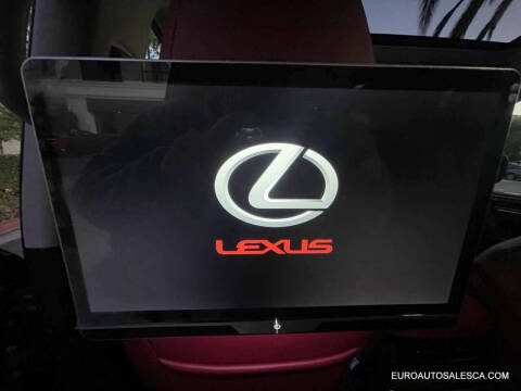 2019 Lexus LX 570 Three-Row