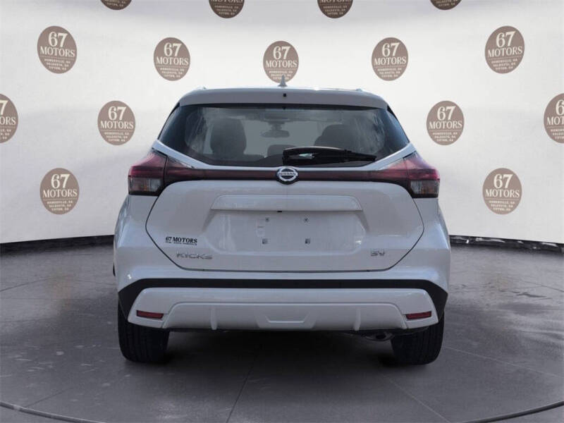 2023 Nissan Kicks SV