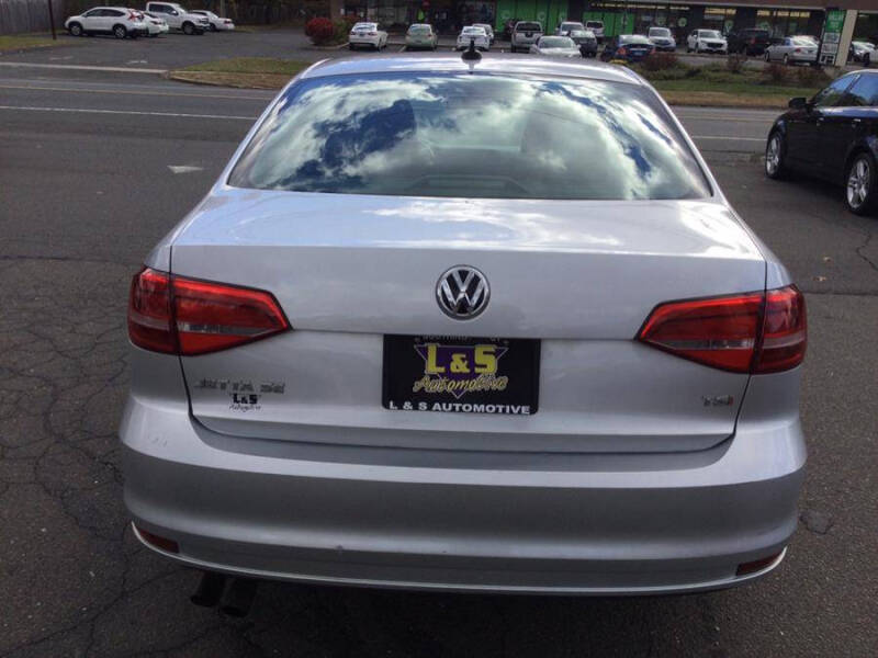 2015 Volkswagen Jetta