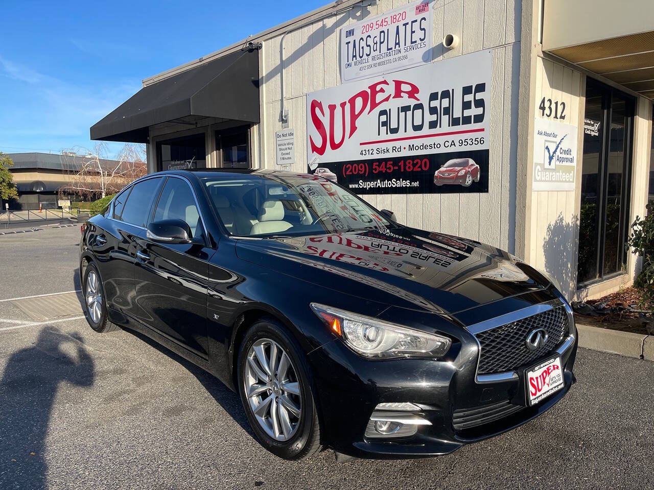 2015 INFINITI Q50 for sale at Super Auto Sales Modesto in Modesto, CA