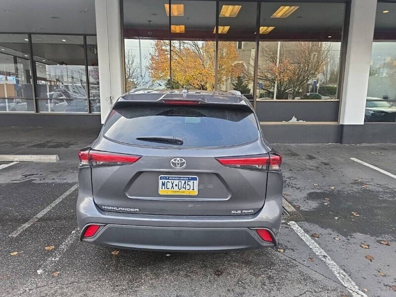 2023 Toyota Highlander XLE