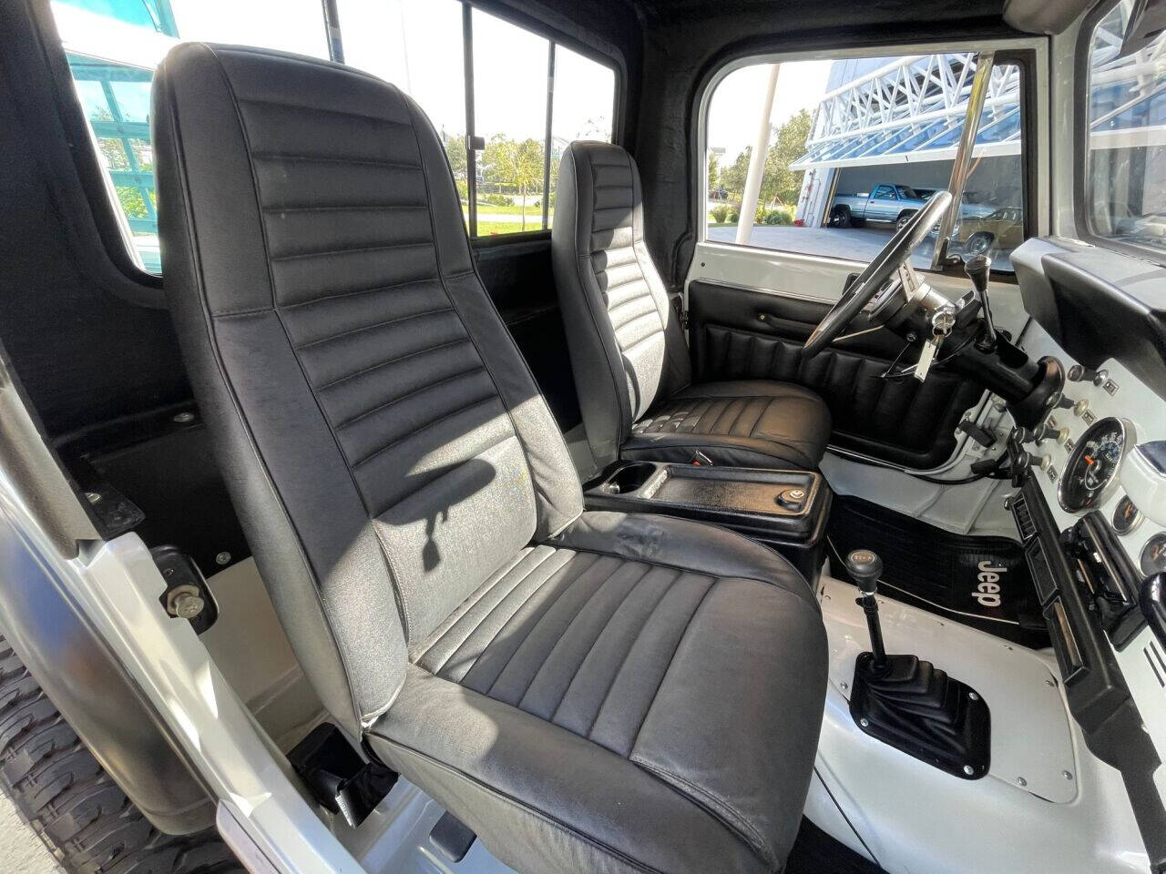 1986 Jeep CJ-7 32