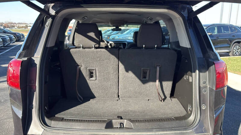 2018 GMC Acadia SLE-2