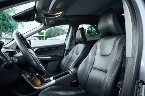 2017 Volvo XC60 T5 Inscription