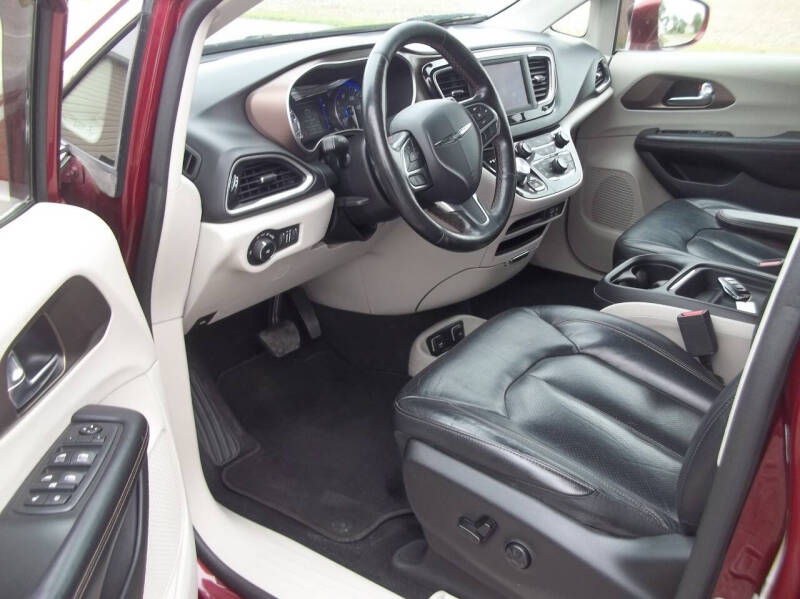 2019 Chrysler Pacifica Touring L