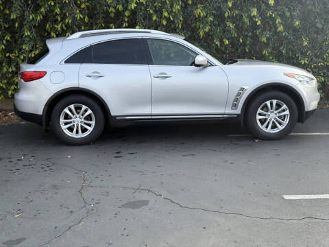 2013 Infiniti FX37