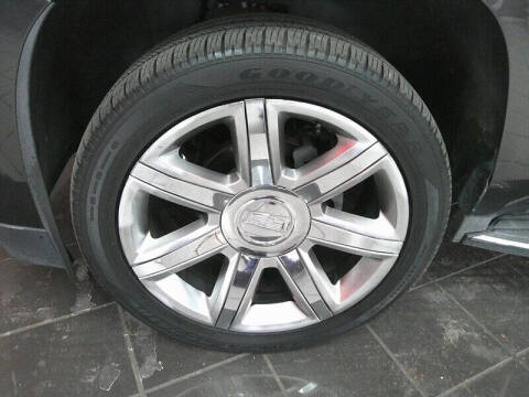 2018 Cadillac Escalade Luxury