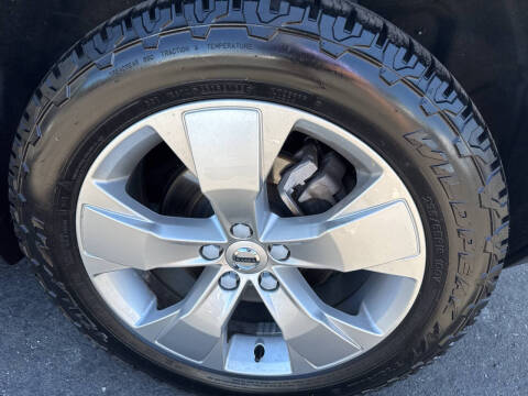 2022 Volvo XC40 T5 Momentum