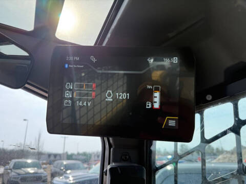 2024 Caterpillar 255 SKID STEER