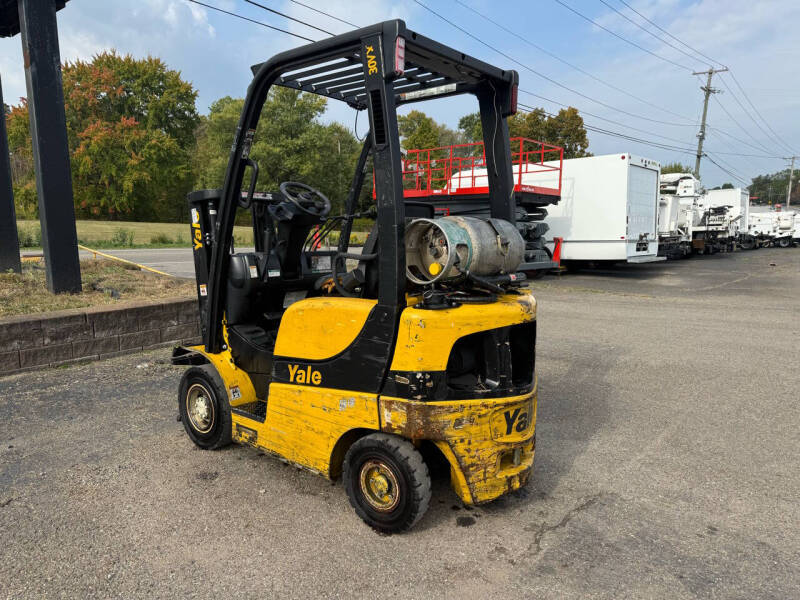 2015 Yale GLP030