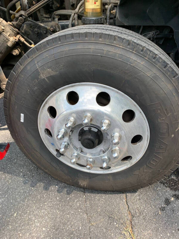 2019 International LT625