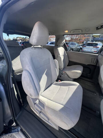 2018 Toyota Sienna L 7-Passenger