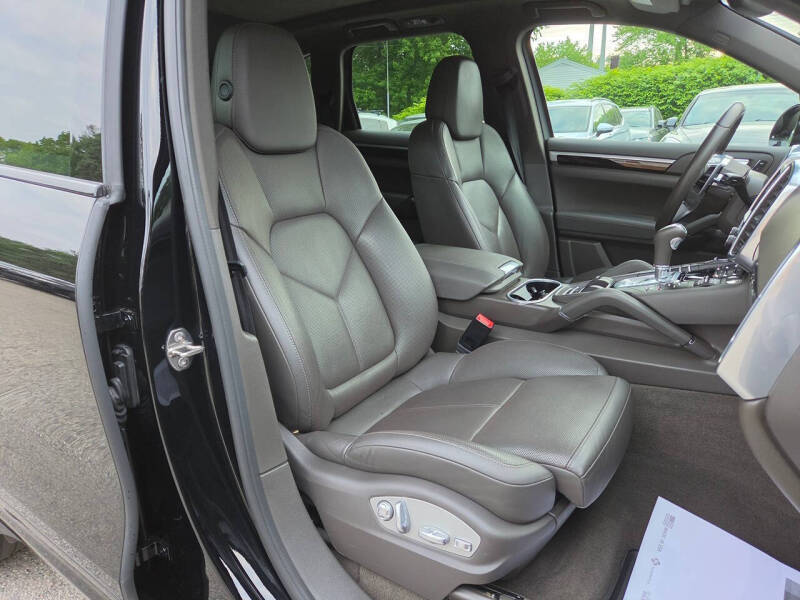 2016 Porsche Cayenne S