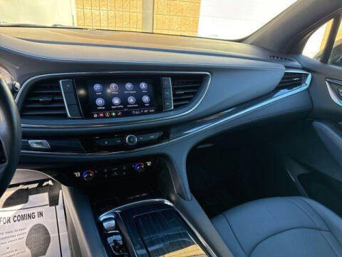 2024 Buick Enclave Essence