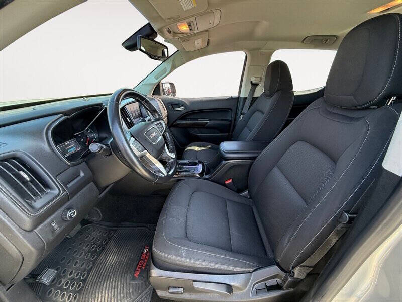 2017 GMC Canyon SLE