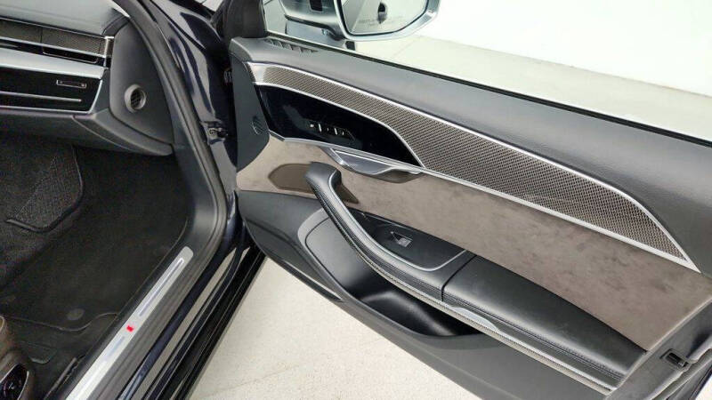 2020 Audi S8 4.0T quattro