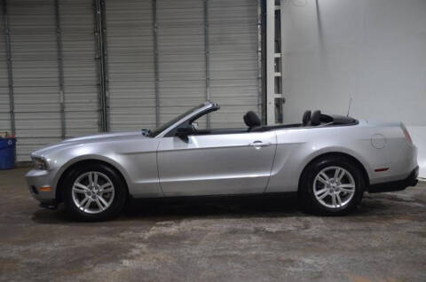 2012 Ford Mustang V6