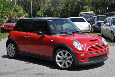 2006 MINI Cooper for sale at Elite Motorcar, LLC in Deland FL