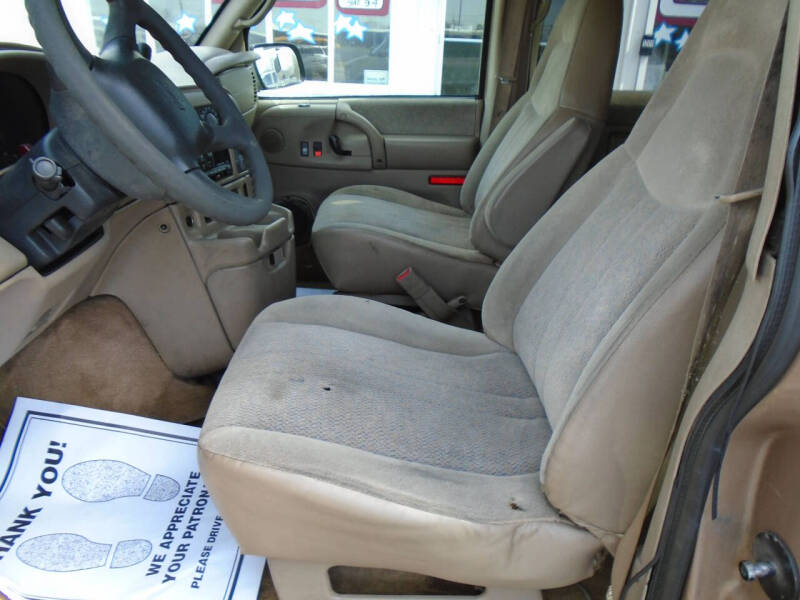2003 Chevrolet Astro
