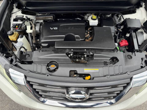 2019 Nissan Pathfinder S