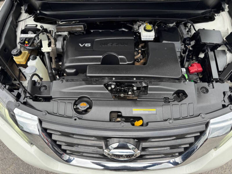 2019 Nissan Pathfinder S