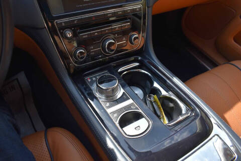 2014 Jaguar XJ