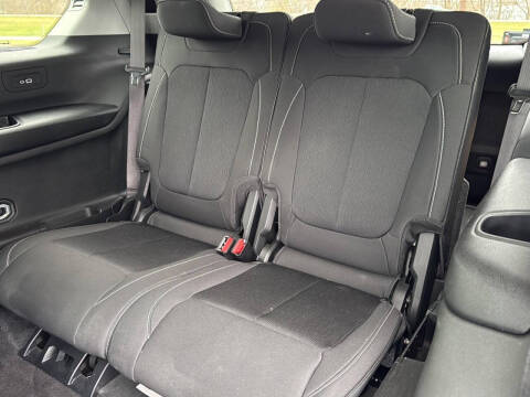 2022 Jeep Grand Cherokee L Laredo