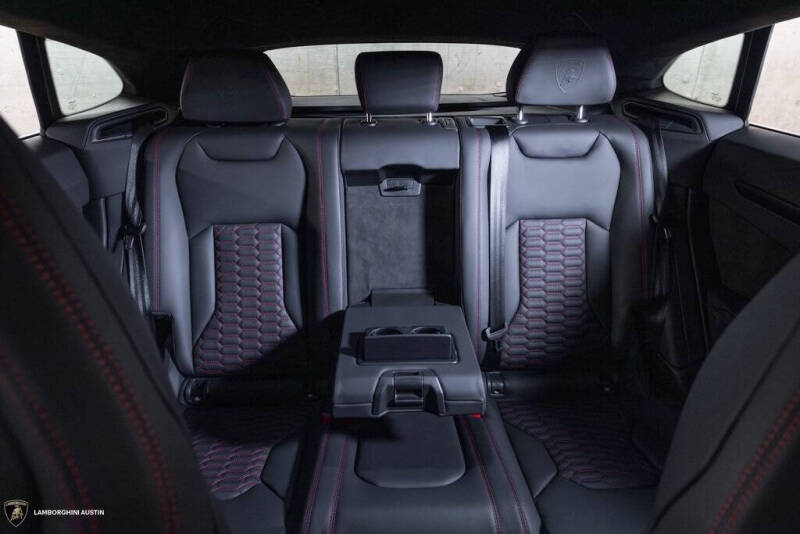 2024 Lamborghini Urus S