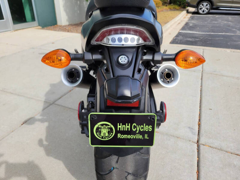 2020 Yamaha VMAX Matte Raven Black