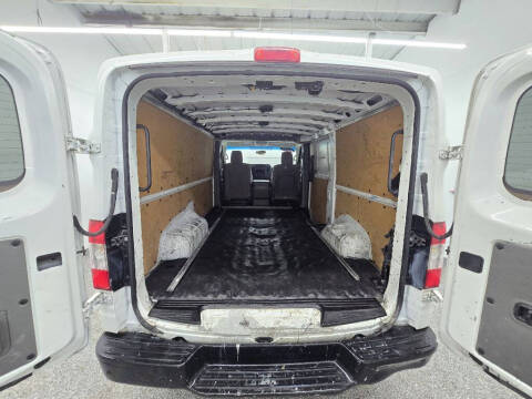 2017 Nissan NV